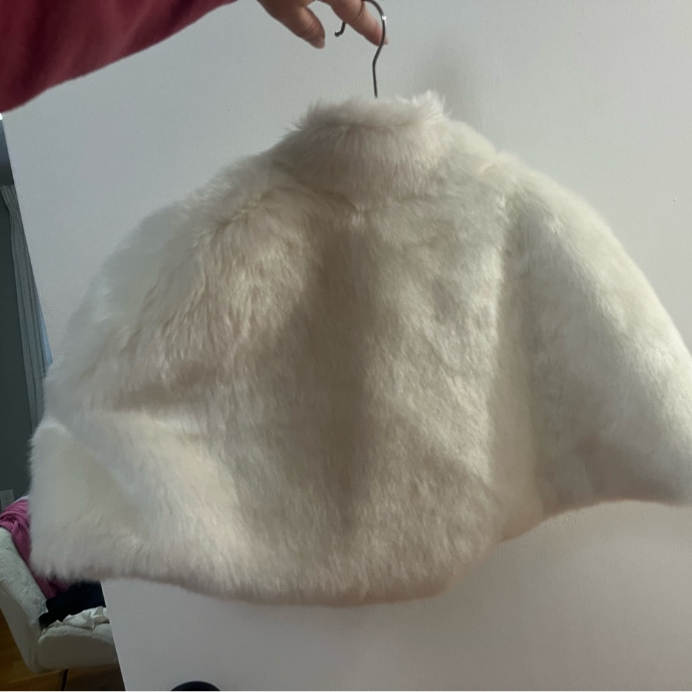 Faux fur wedding shawl